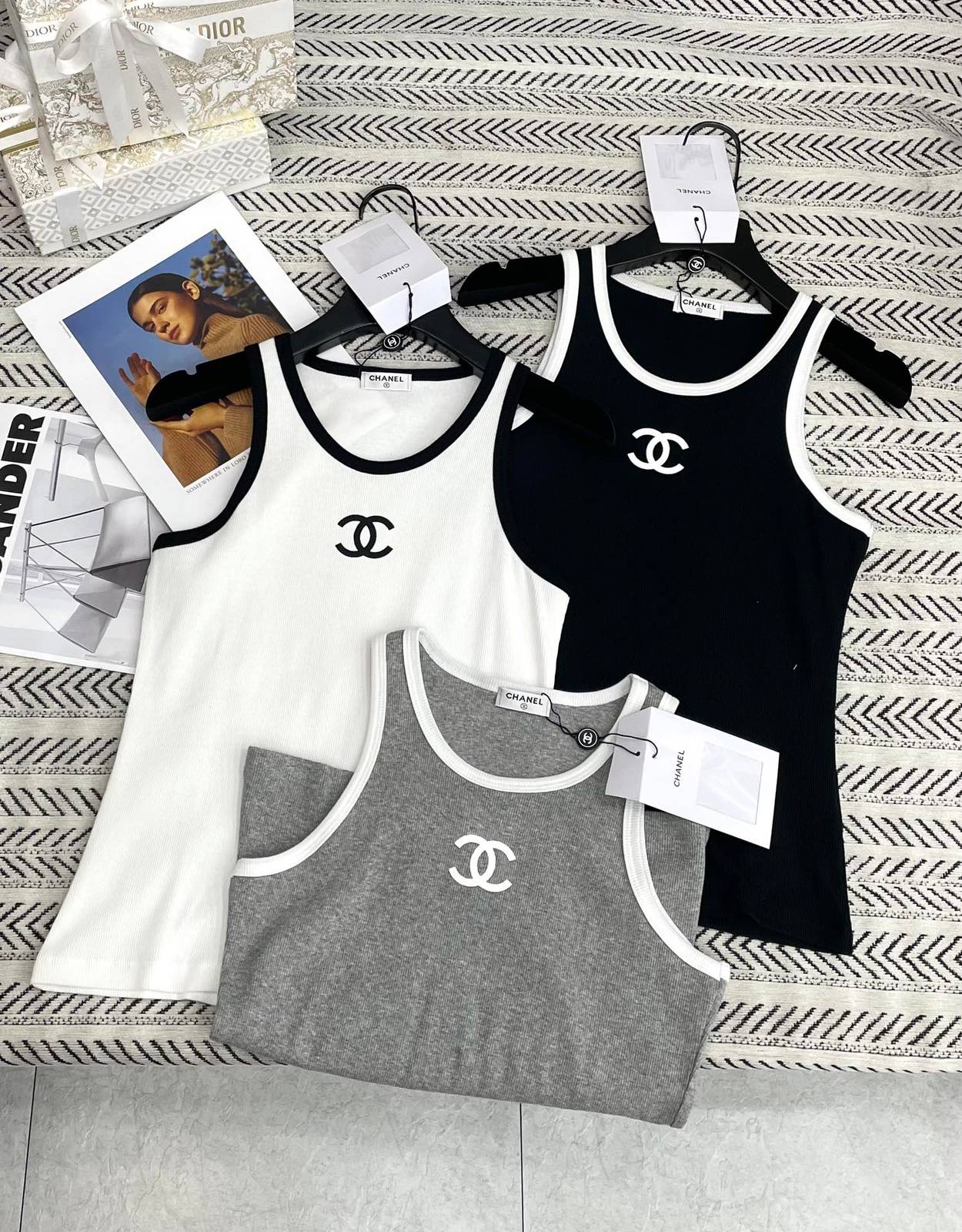 CHANEL シャネル ロゴTシャツ バイカラー クルーネック ヴィンテージ ホワイト ブラック グレー