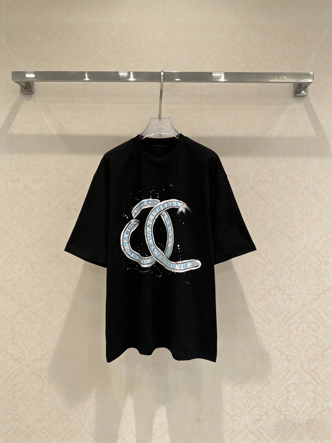 CHANEL シャネル 半袖Tシャツ ココマーク グラフィティ ロゴ プリント クルーネック ブラック