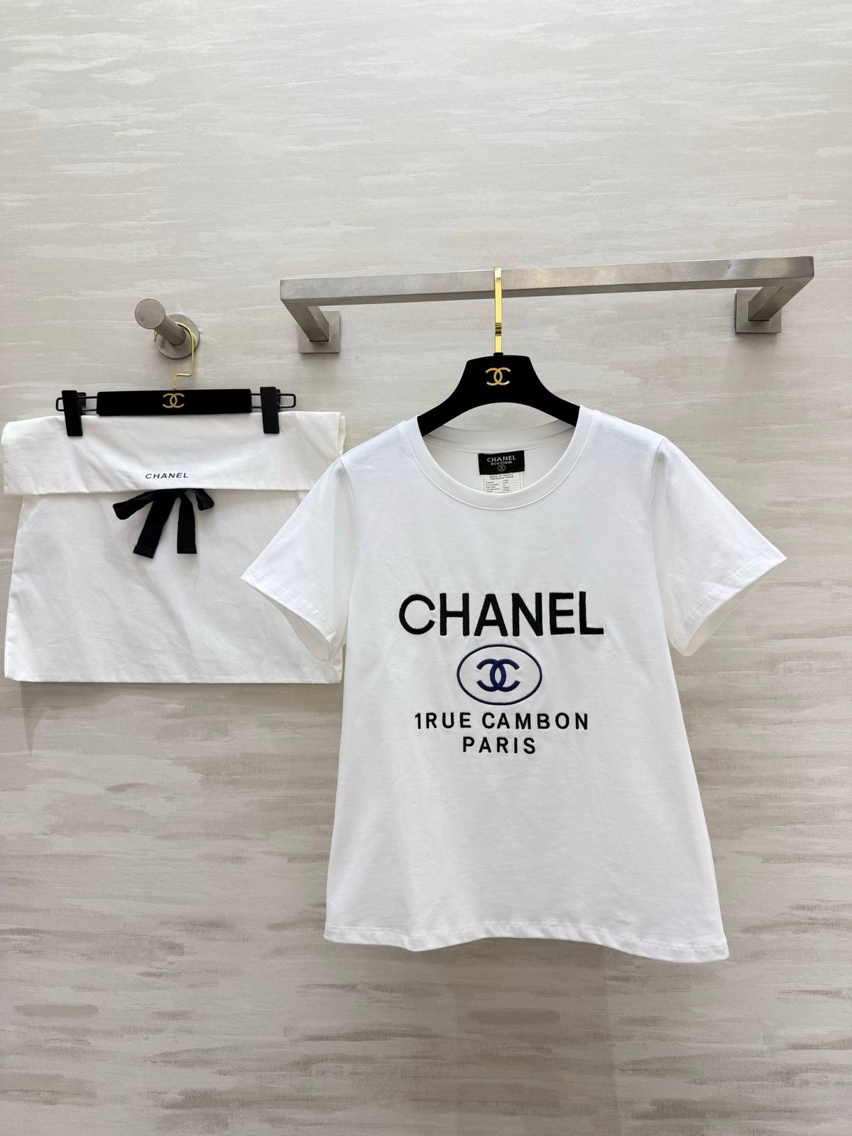 CHANEL シャネル 半袖Tシャツ ロゴT ココマーク クルーネック 高級感 綿100 ホワイト
