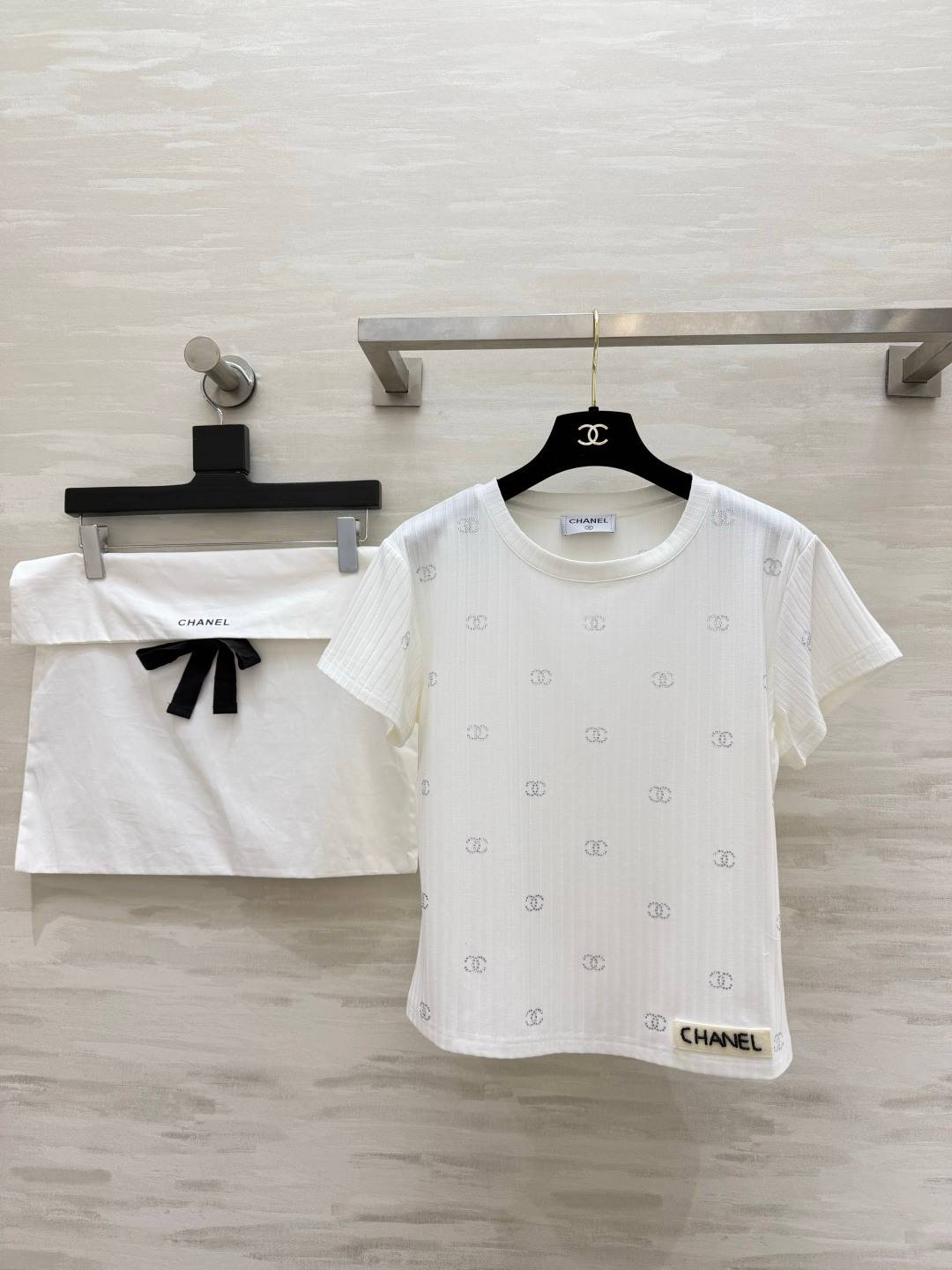 CHANEL シャネル 半袖Tシャツ ココマーク ロゴ リブ クルーネック ホワイト