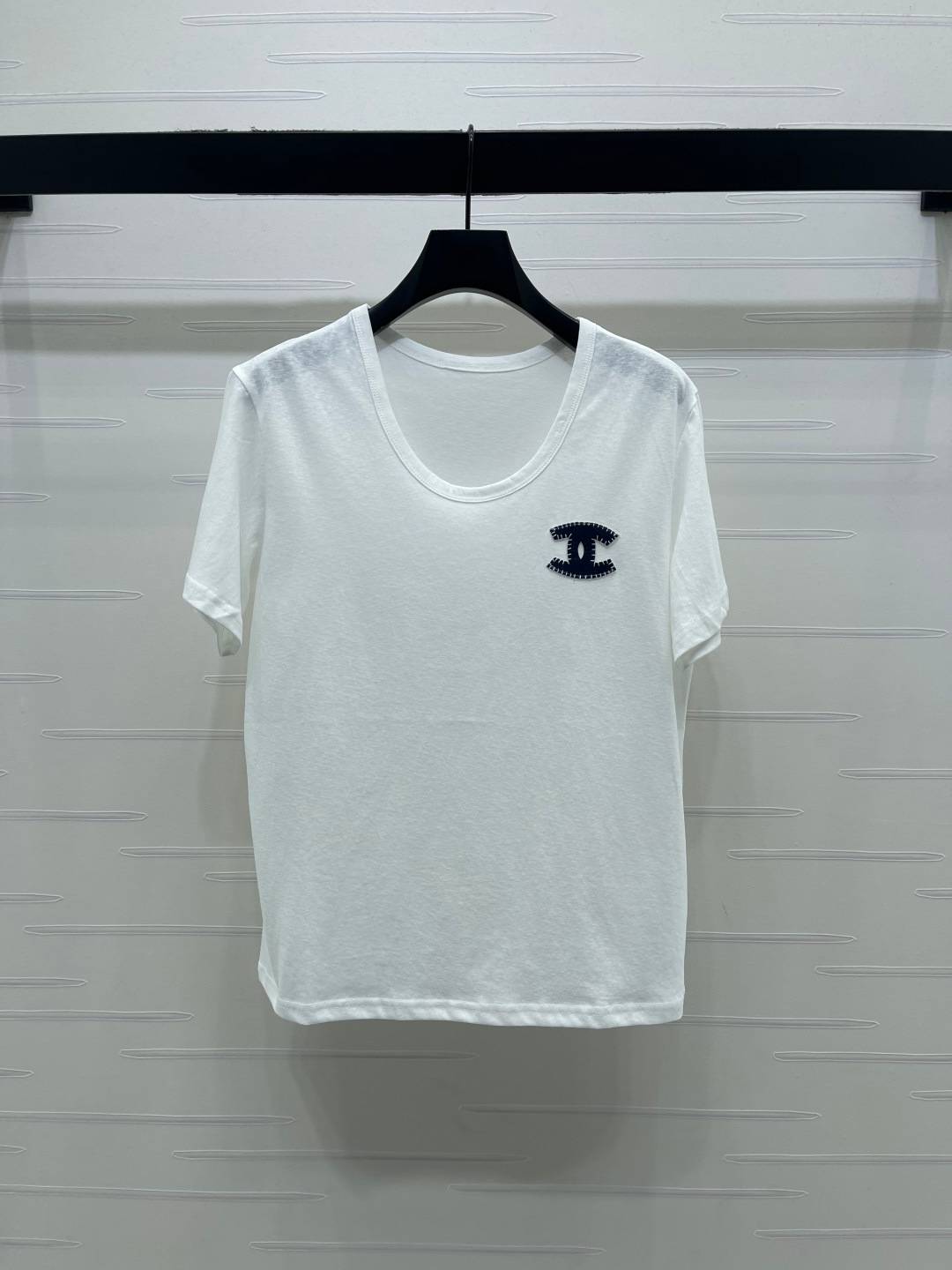 CHANEL シャネル 半袖Tシャツ ココマーク 刺繍 Uネック 純棉 高級感 ホワイト