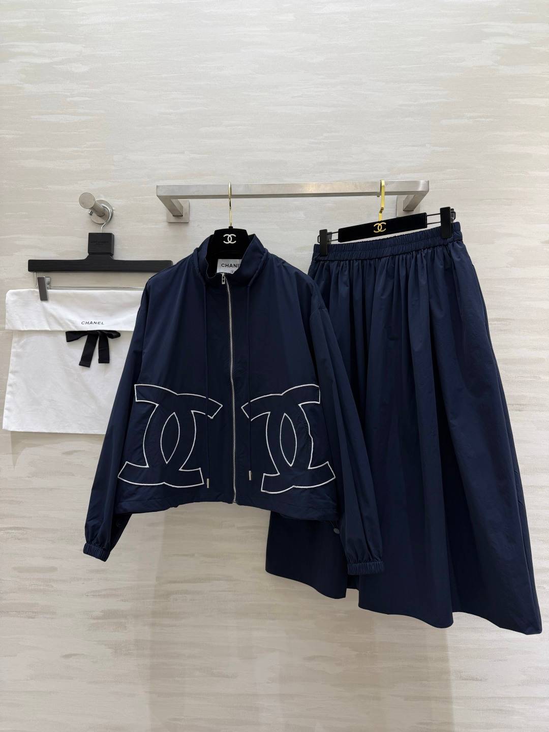 CHANEL シャネル スカートセットアップ ジャケット Aライン レディース ネイビー