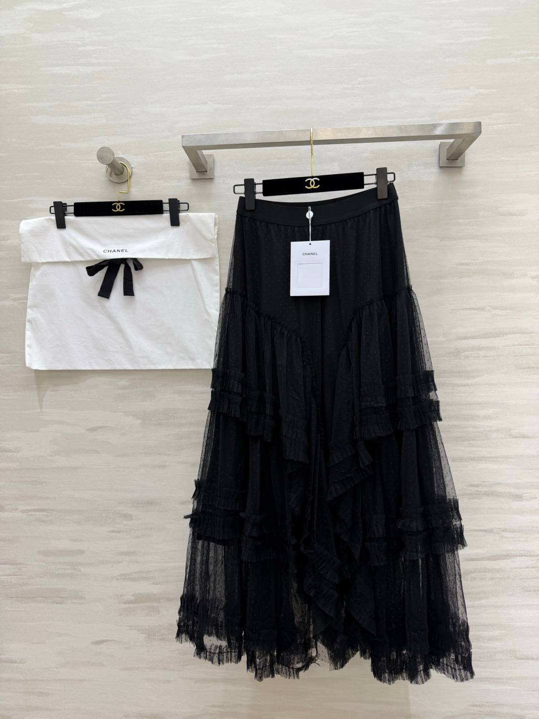 CHANEL シャネル レディース ロングスカート ラッフル ポルカドット ブラック ベージュ