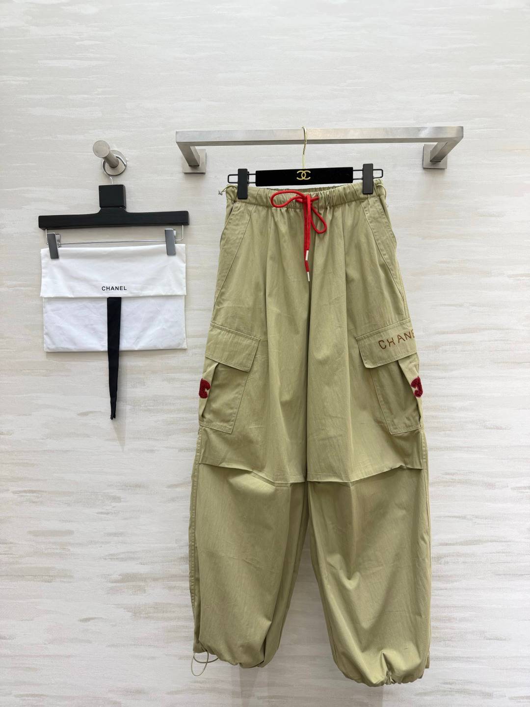 CHANEL シャネル ワイドパンツ カジュアル ロゴ カーキ
