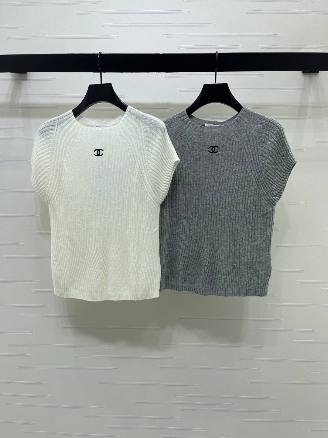 CHANEL シャネル リブニット 半袖 クルーネック レディース ホワイト グレー