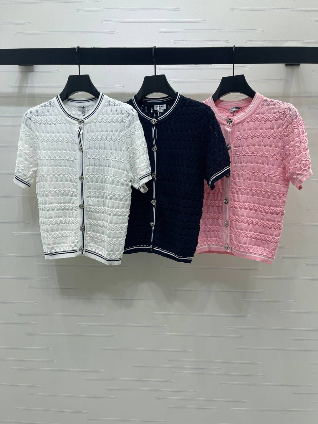 CHANEL シャネル ニットカーディガン 半袖 ボタン クルーネック ホワイト ネイビー ピンク