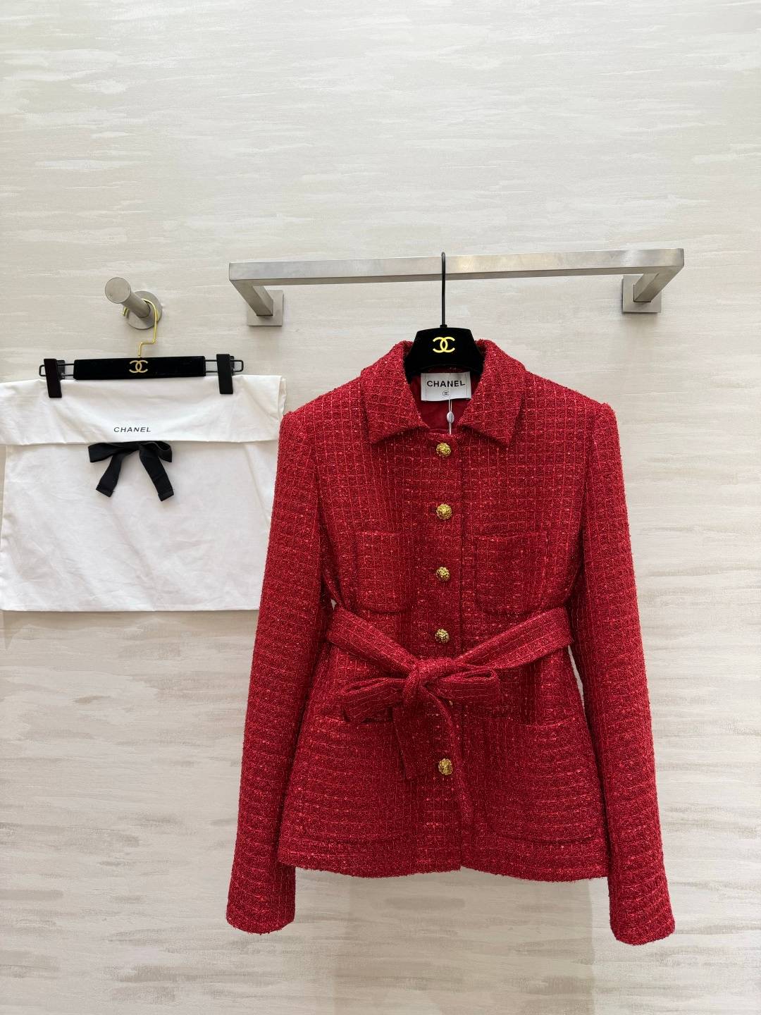 CHANEL シャネル ツイードジャケット ゴールドボタン ベルト付き レディース レッド