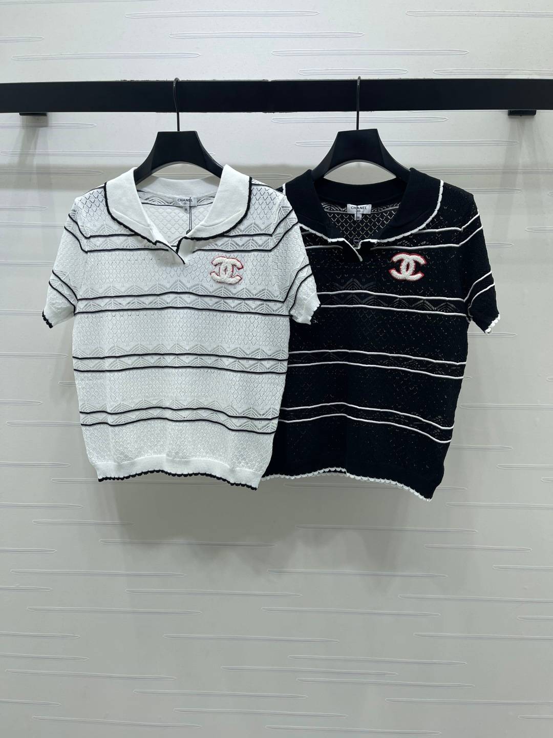 CHANEL シャネル ニット 半袖 Vネック 編み柄 ブラック ホワイト