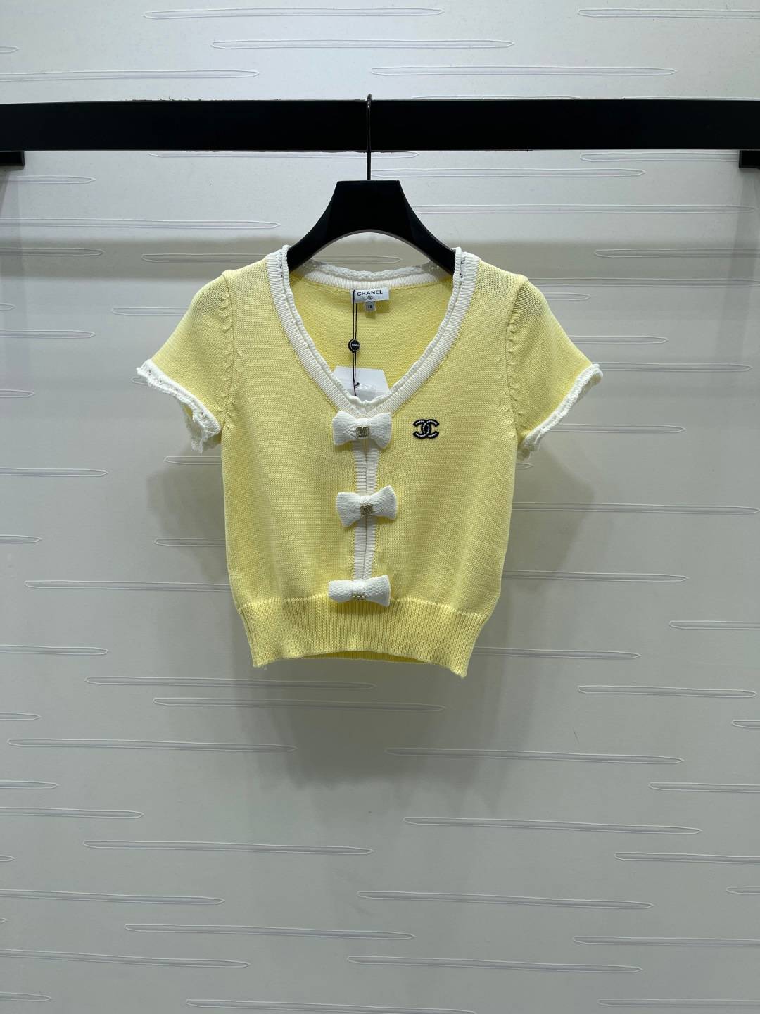 CHANEL シャネル ニットカーディガン 半袖 Vネック ショート丈 イエロー