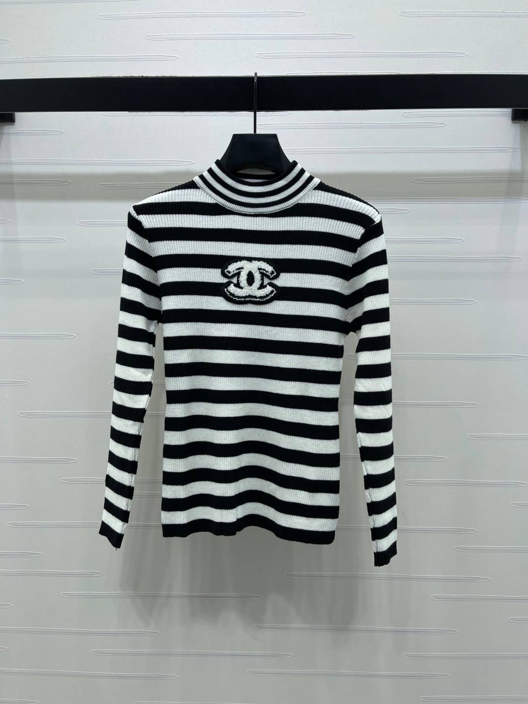 CHANEL シャネル ニット 長袖 ストライプ リブ ブラック ホワイト