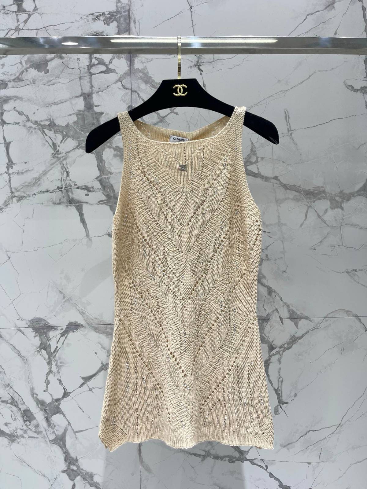 CHANEL シャネル ベスト ノースリーブトップス クルーネック ベージュ