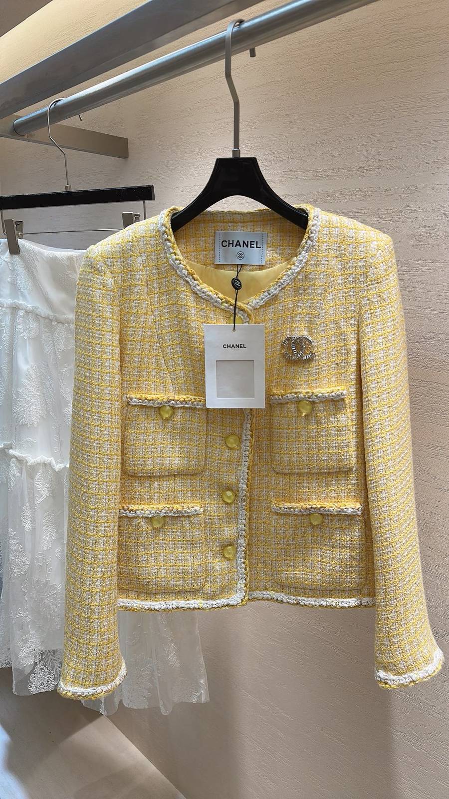 CHANEL シャネル ツイードジャケット ショート丈 レディース イエロー