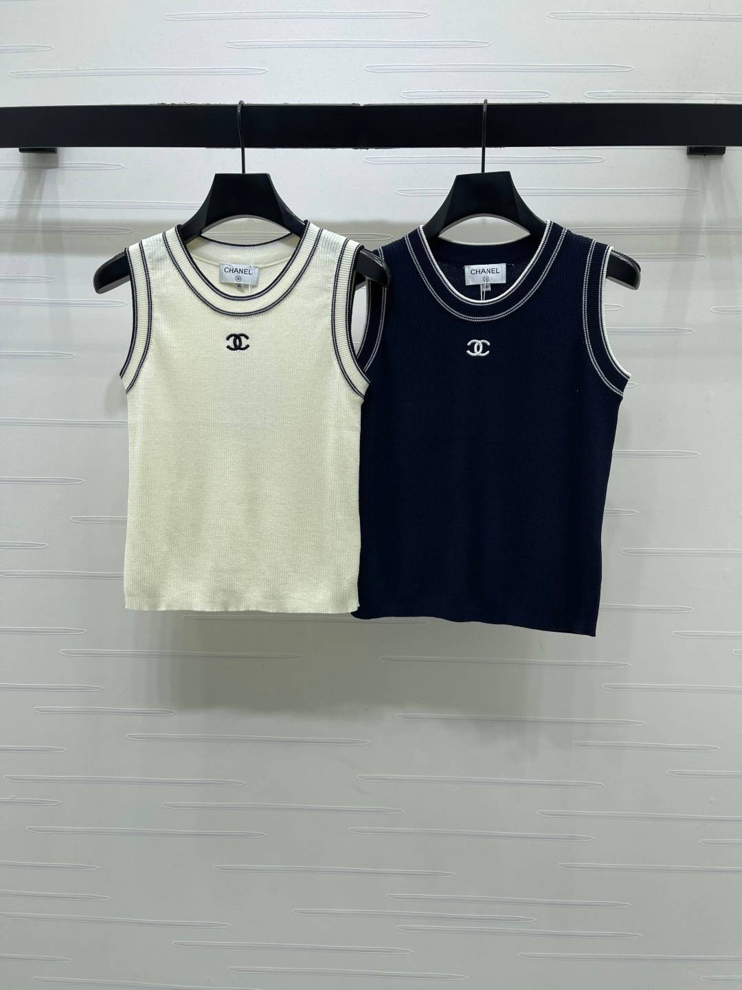 CHANEL シャネル ベスト クルーネック ロゴ レイヤード ベージュ ネイビー