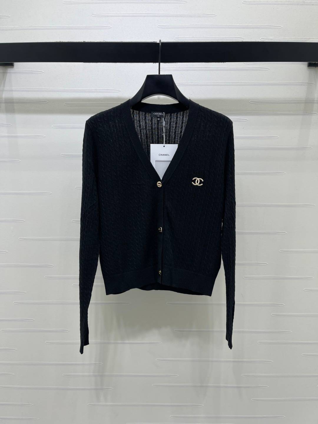 CHANEL シャネル ニットカーディガン Vネック 長袖 ボタン ブラック