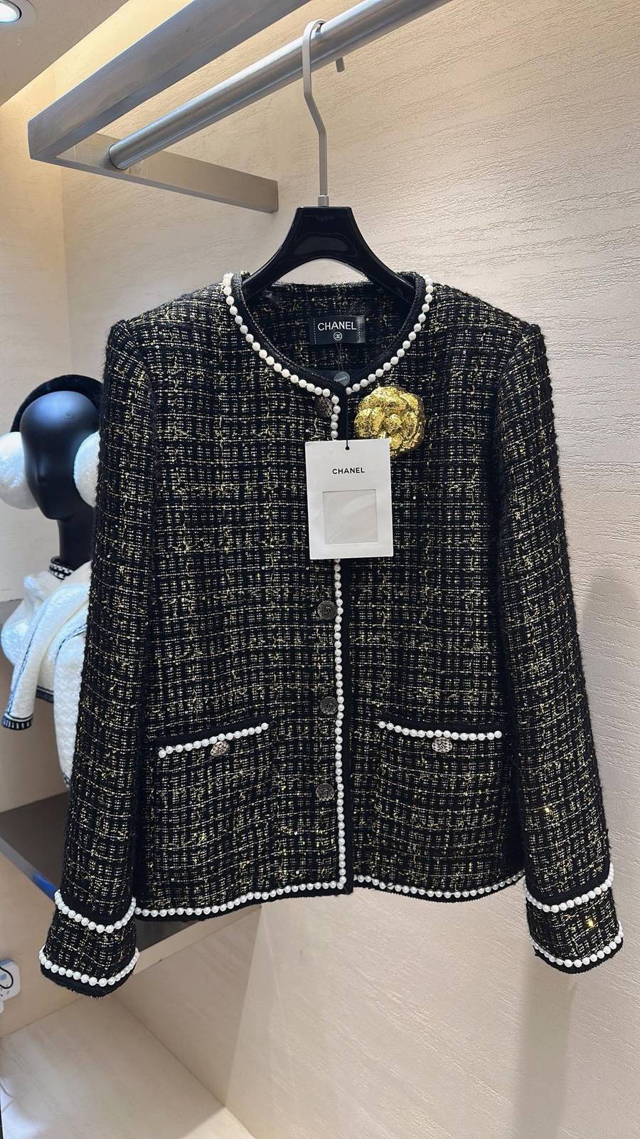 CHANEL シャネル ツイードジャケット ショート丈 レディース 通勤 ブラック