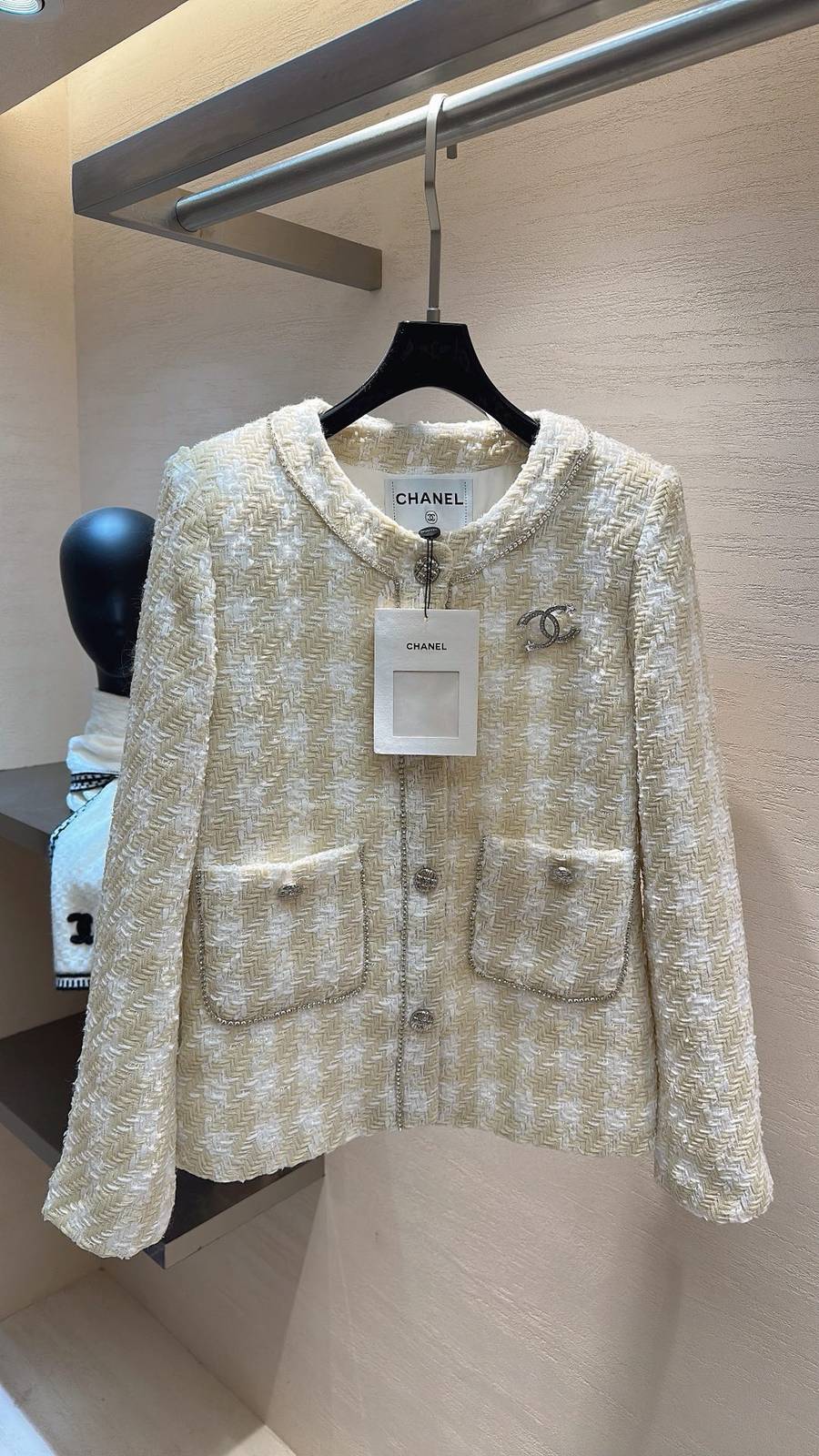 CHANEL シャネル ツイードジャケット ショート丈 ロゴ ベージュ