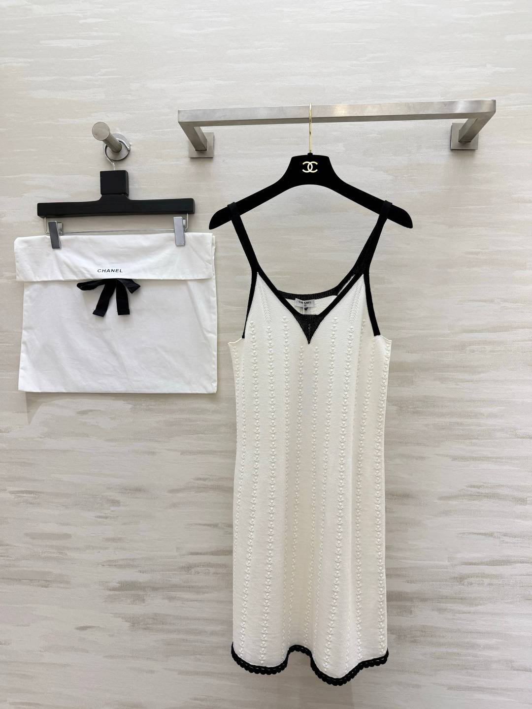 CHANEL シャネル ベスト Vネック ロング丈 ホワイト