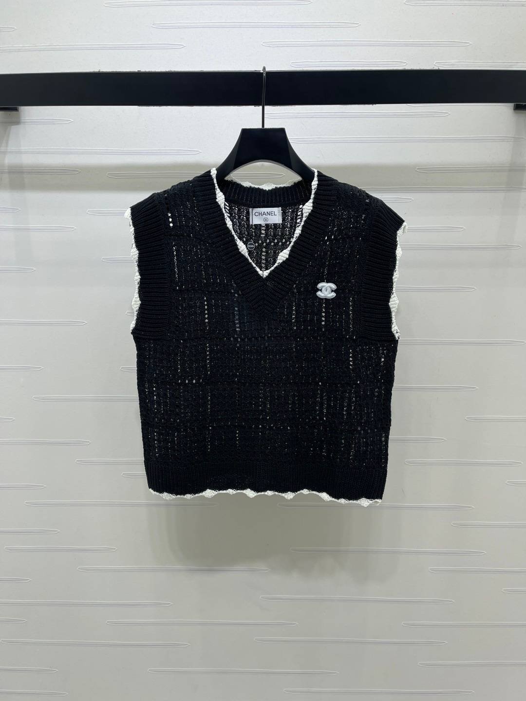 CHANEL シャネル ニットベスト Vネック レディース ブラック