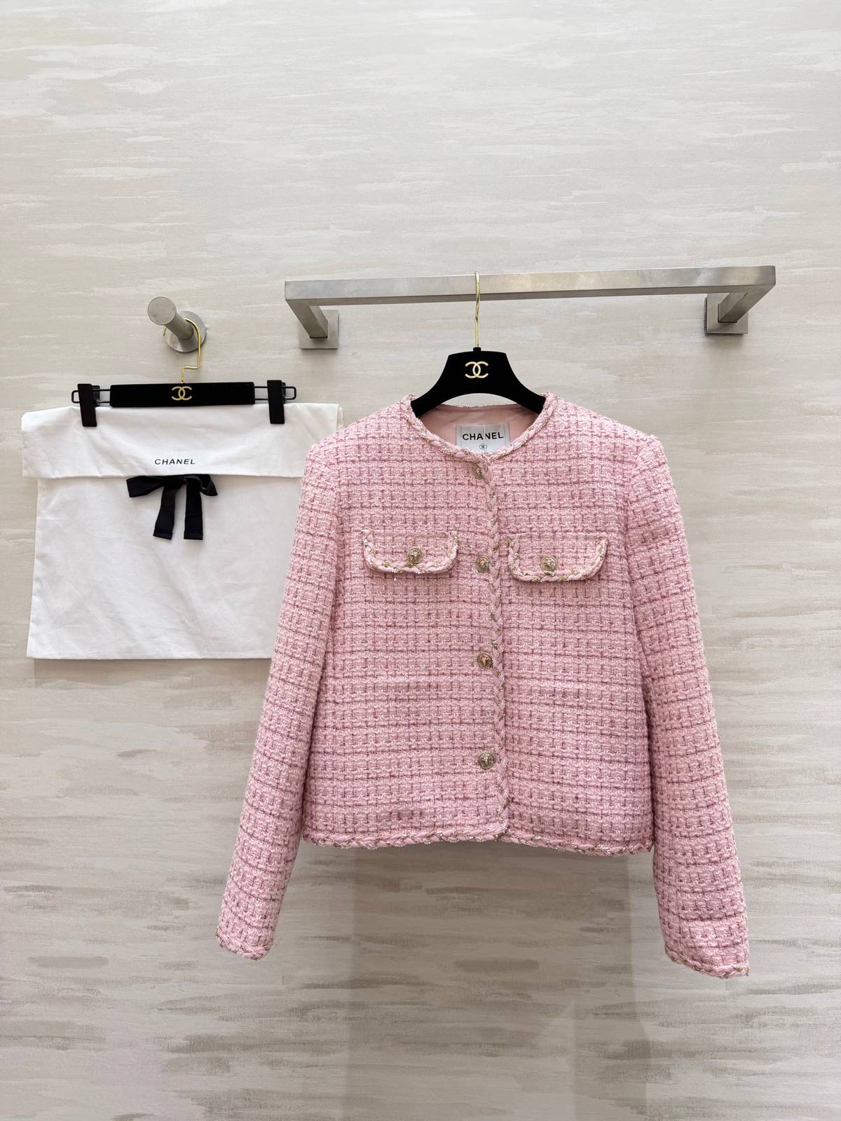 CHANEL シャネル ツイードジャケット ショート丈 ノーカラー レディース ピンク