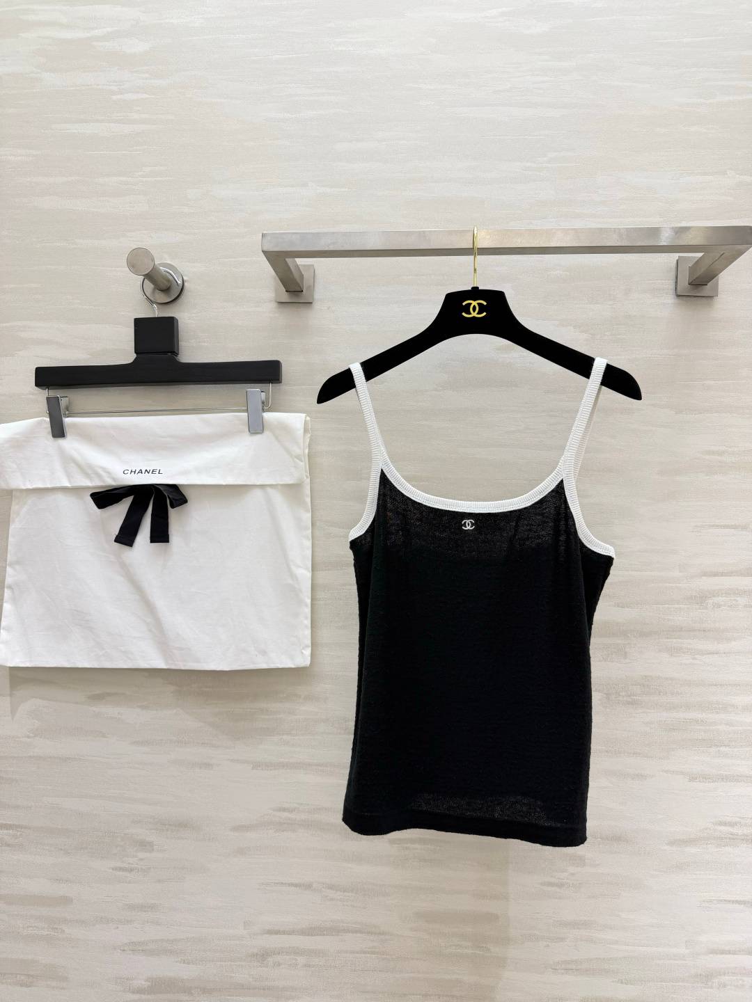 CHANEL シャネル ノースリーブトップス ロゴ レイヤード ブラック