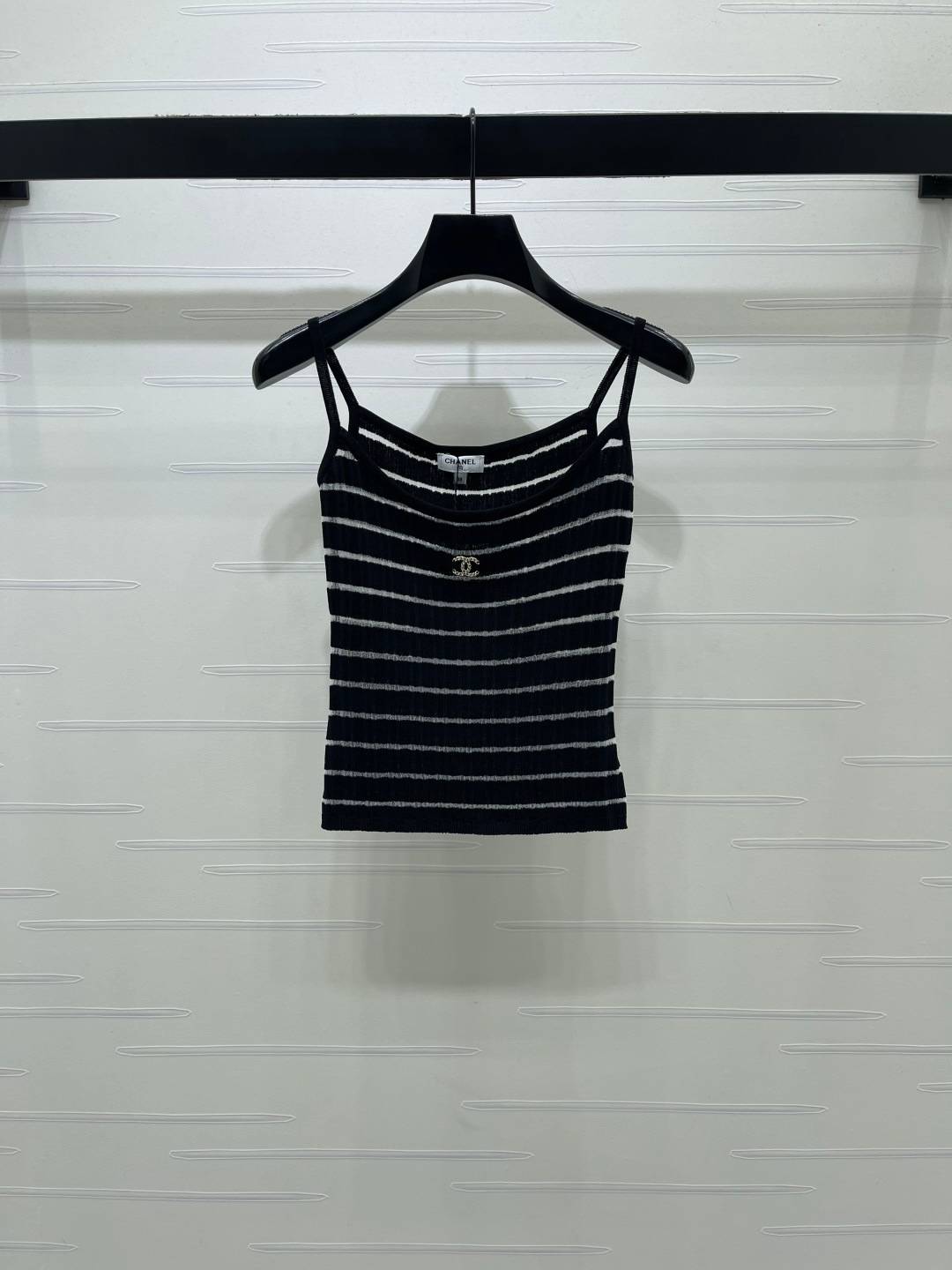 CHANEL シャネル ノースリーブトップス ストライプ ニット ロゴ 黒 白