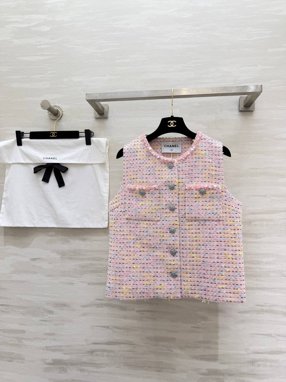 CHANEL シャネル ベスト クルーネック ノースリーブ レイヤード ピンク