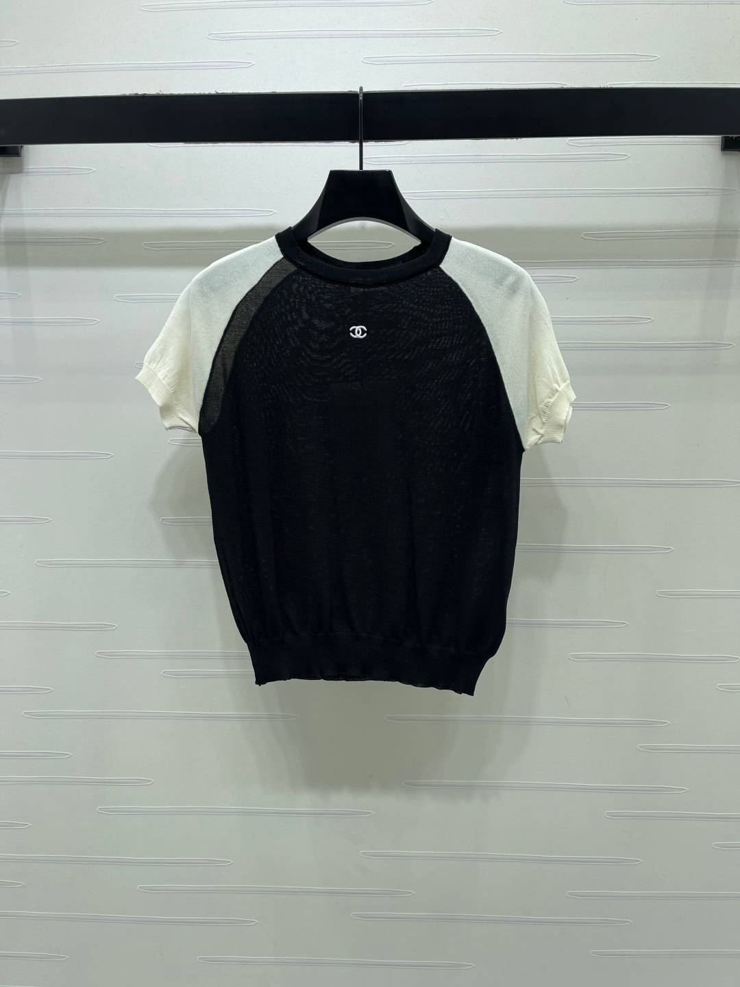 CHANEL シャネル ニットトップス 半袖 クルーネック 配色 ブラック