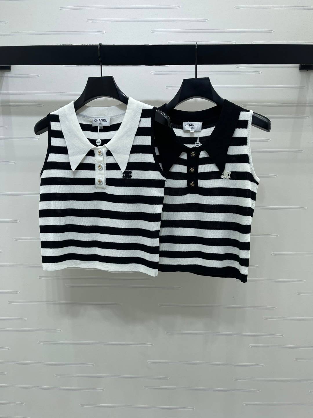 CHANEL シャネル ポロネック ベスト ショート丈 前開き 黒白