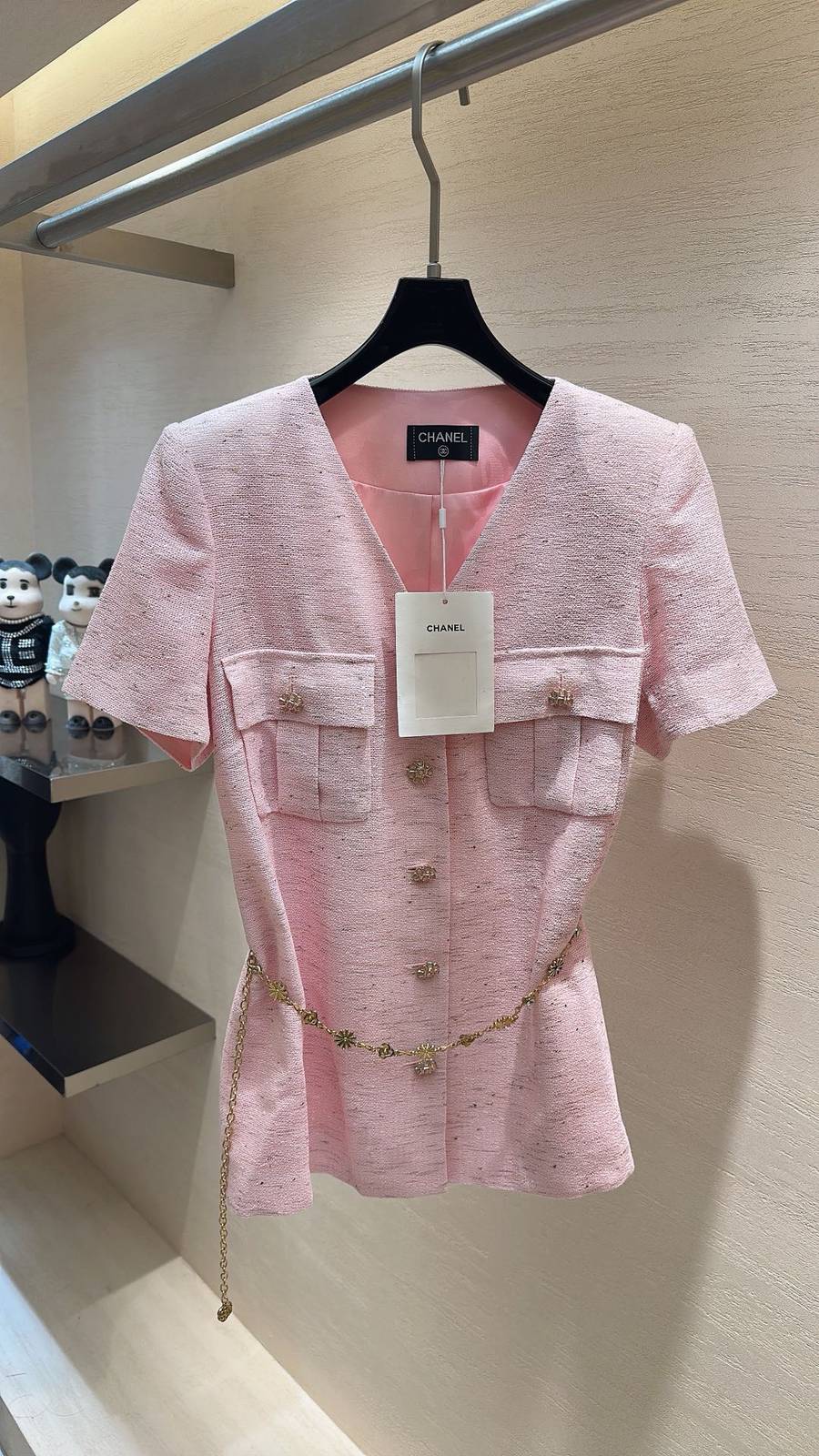 CHANEL シャネル トップス Vネック 半袖 チェーンベルト ピンク