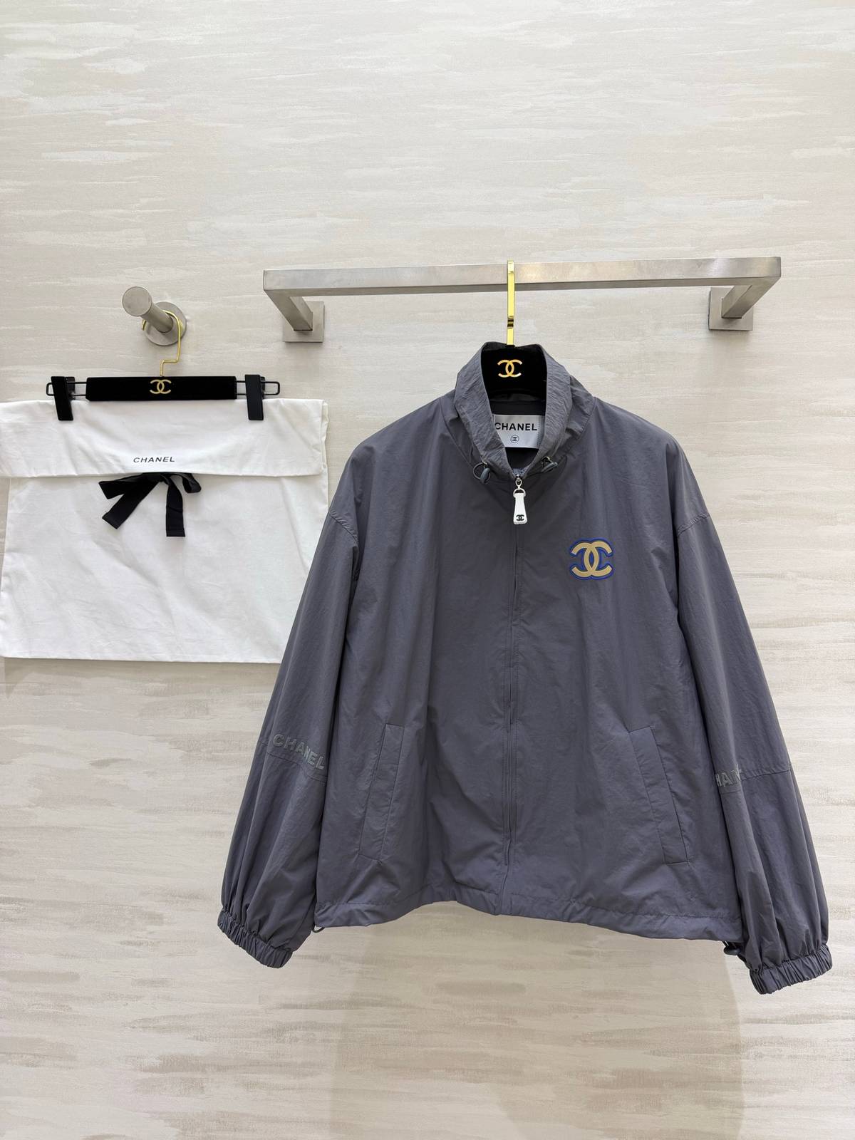 CHANEL シャネル ジャケット ジップアップ ロゴ グレー