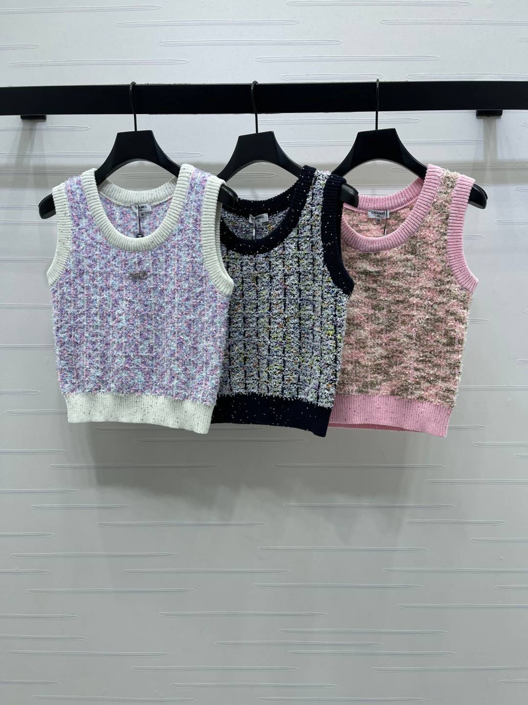 CHANEL シャネル ニットベスト クルーネック ショート丈 マルチカラー