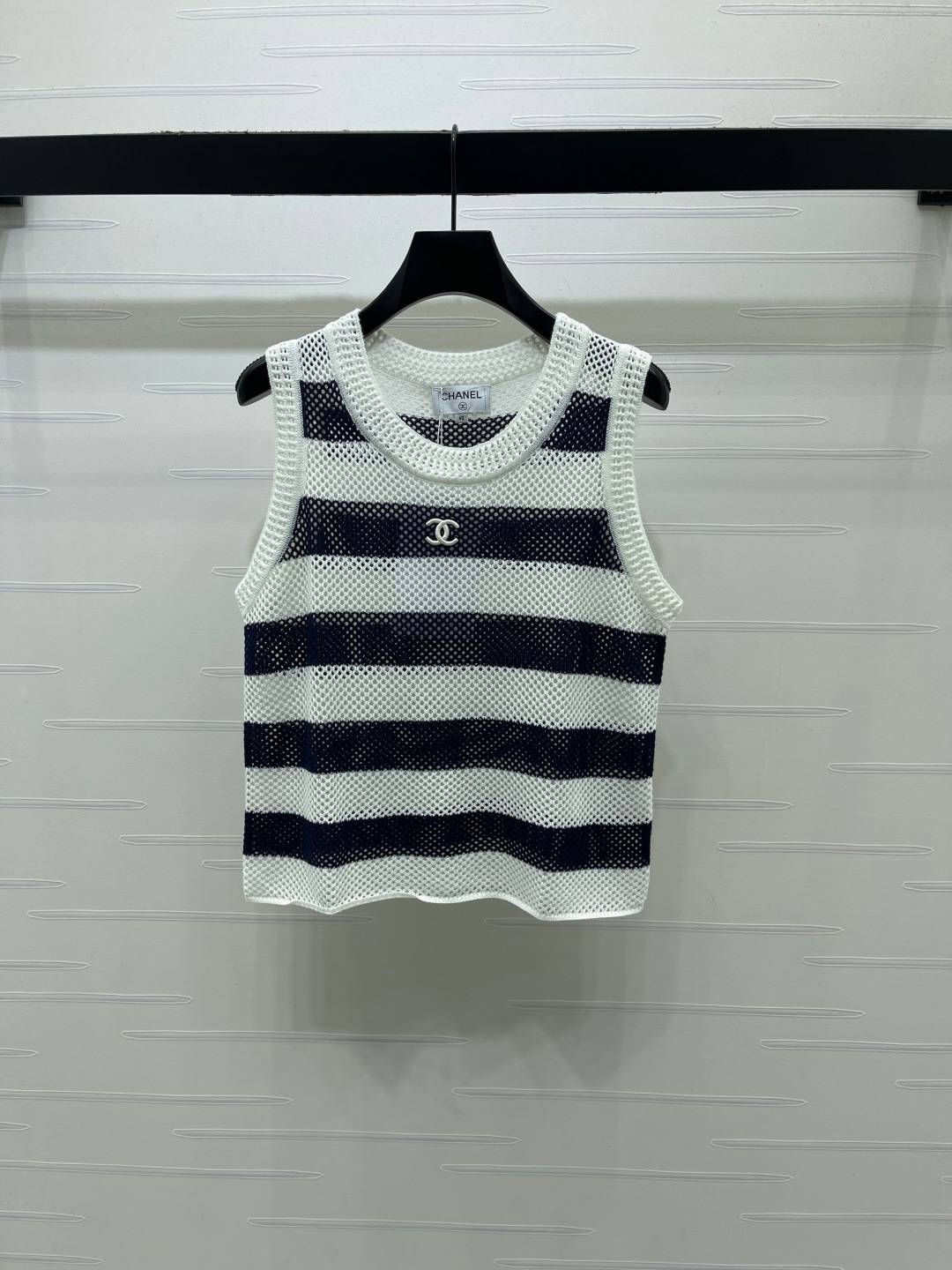 CHANEL シャネル ベスト クルーネック ストライプ ノースリーブ ホワイト ブラック