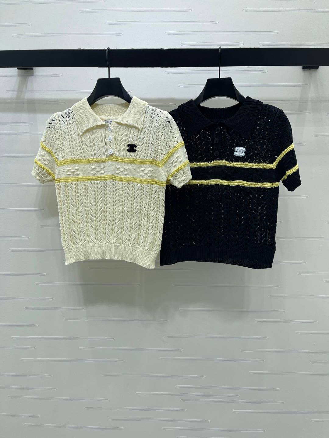 CHANEL シャネル ニットポロ 半袖 ボタン ショート丈 ベージュ ブラック