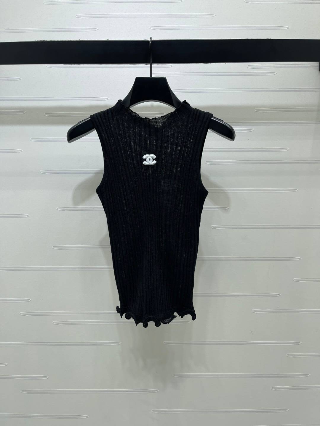 CHANEL シャネル ロゴ ノースリーブベスト クルーネック ブラック