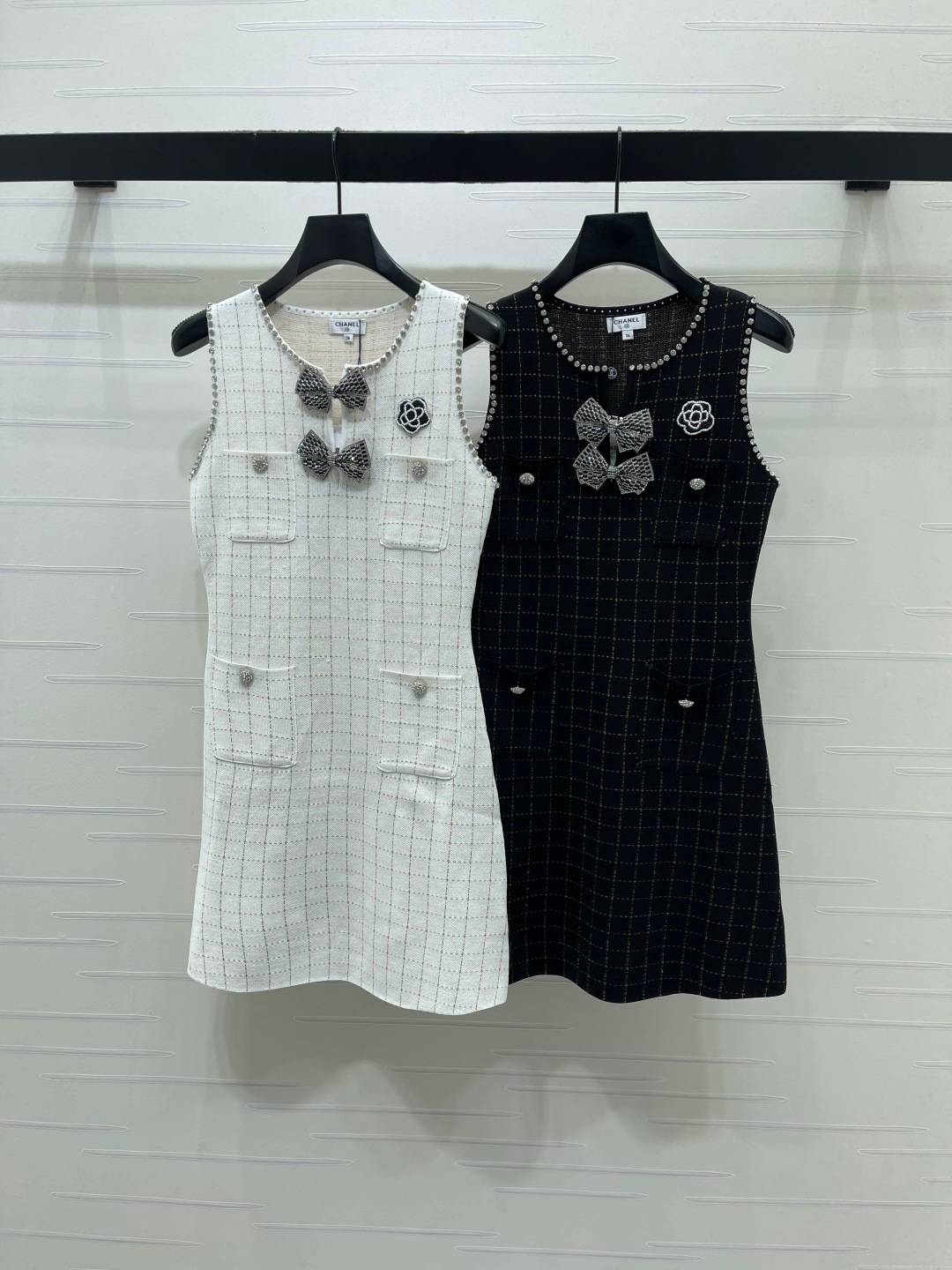 CHANEL シャネル ノースリーブ ドレス クルーネック チェック ホワイト ブラック