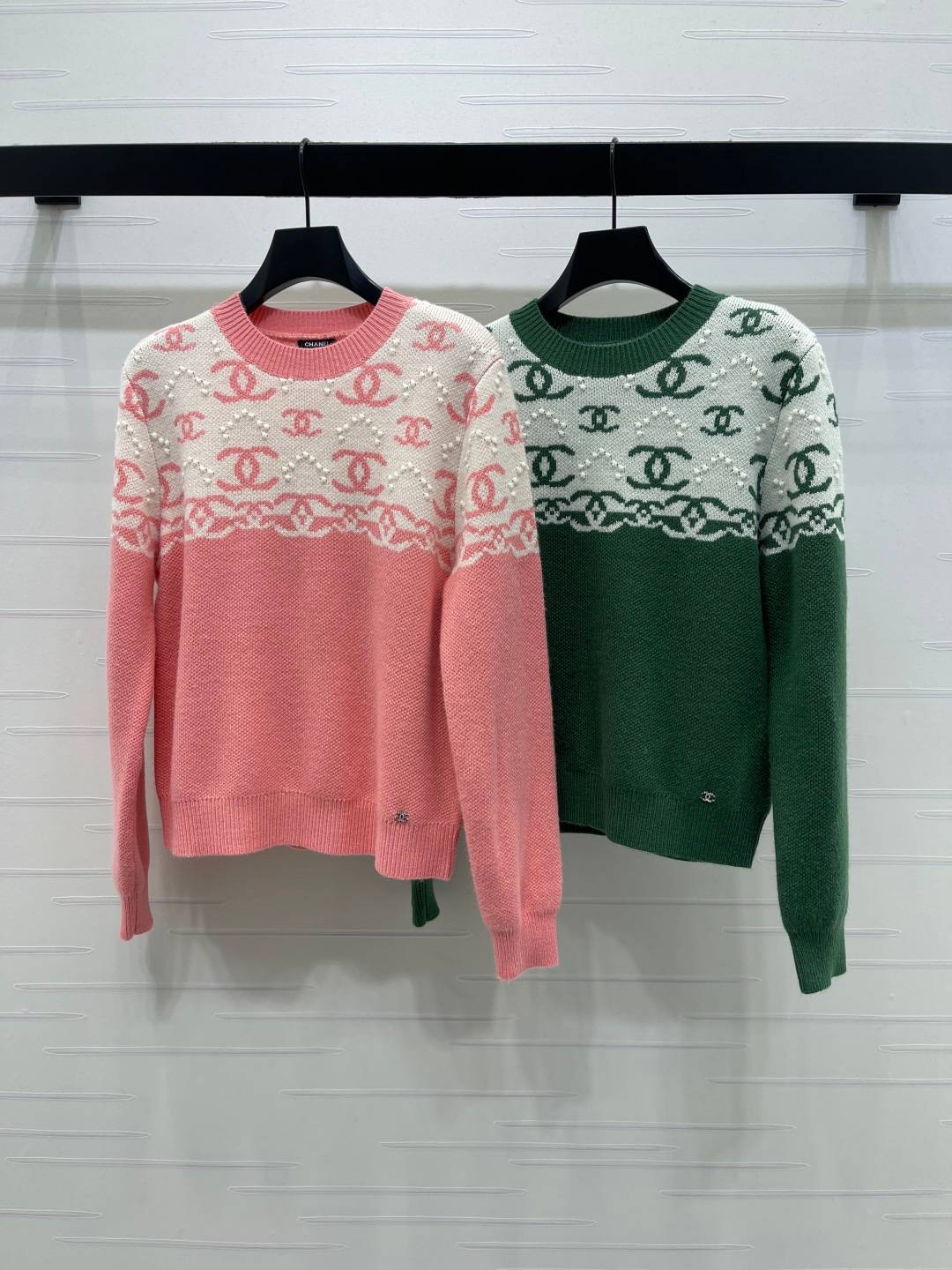 CHANEL シャネル セーター ニット クルーネック ロゴ ピンク グリーン