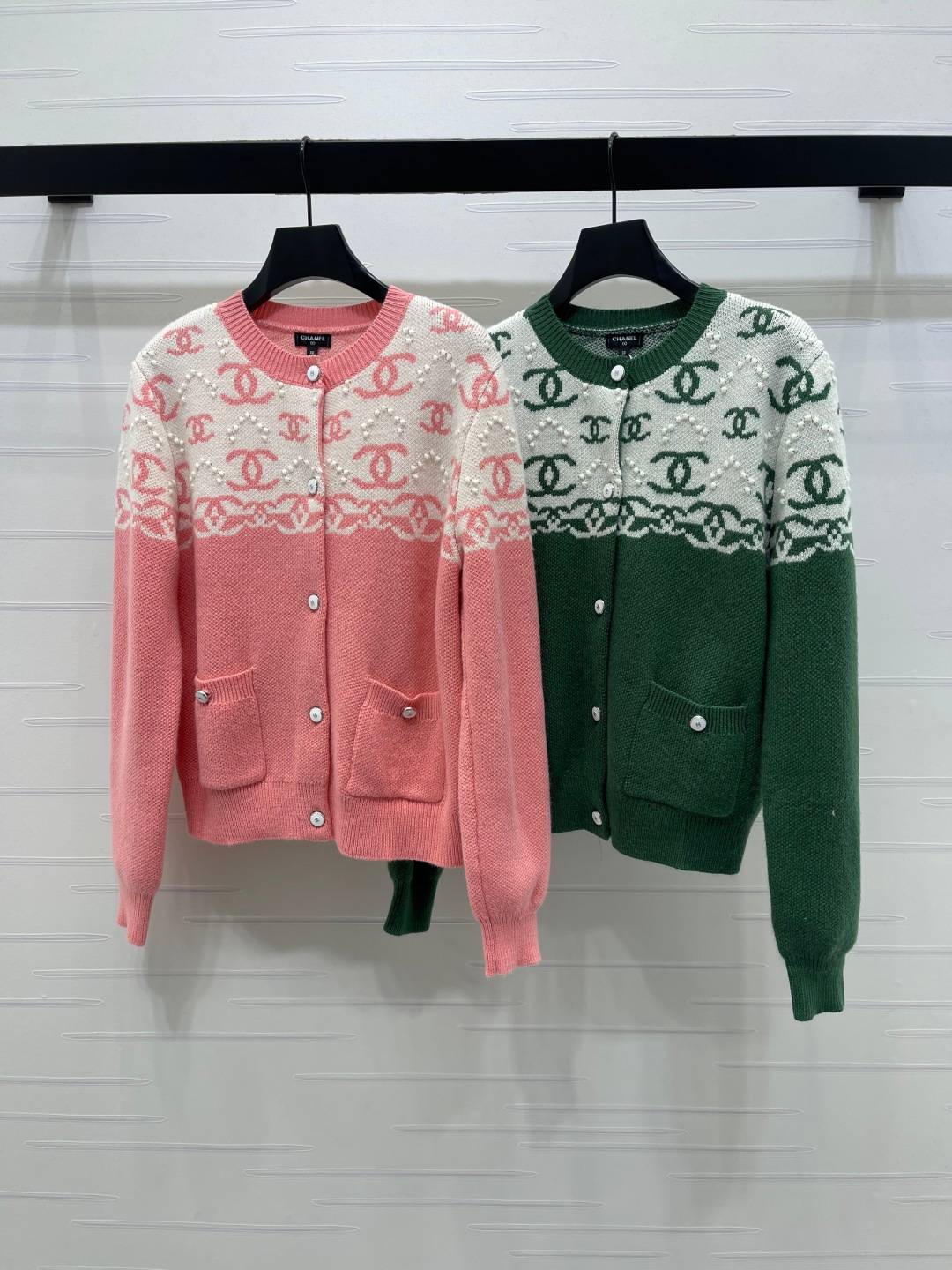 CHANEL シャネル ニットセーター クルーネック 長袖 ロゴ ピンク グリーン
