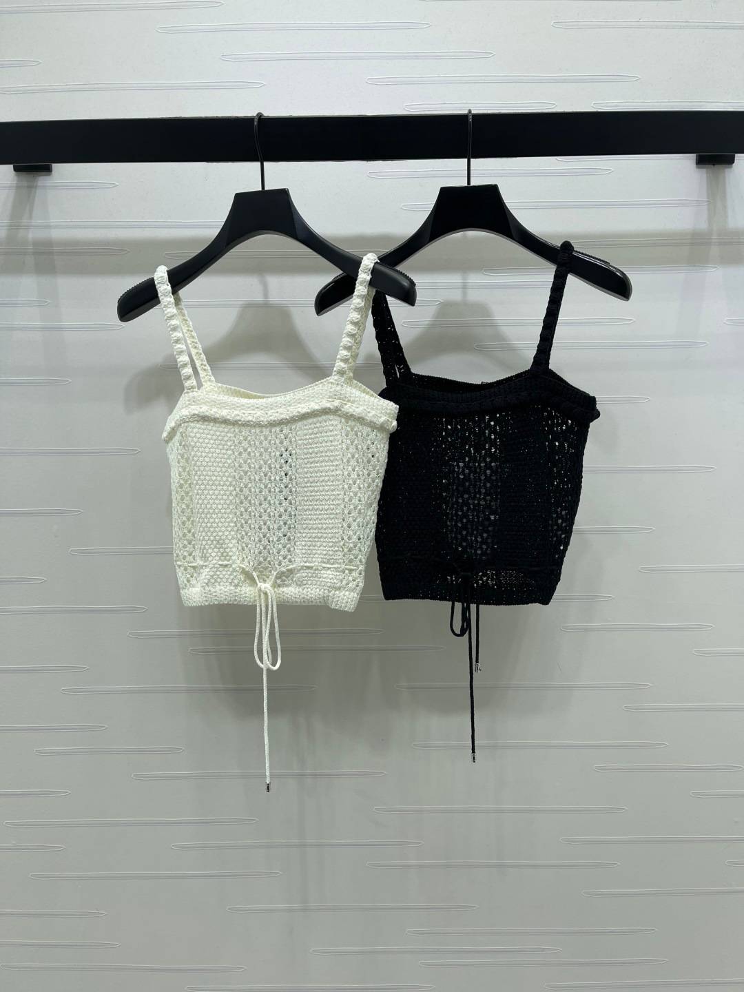 CHANEL シャネル ニットベスト ショート丈 クロシェ レディース ホワイト ブラック