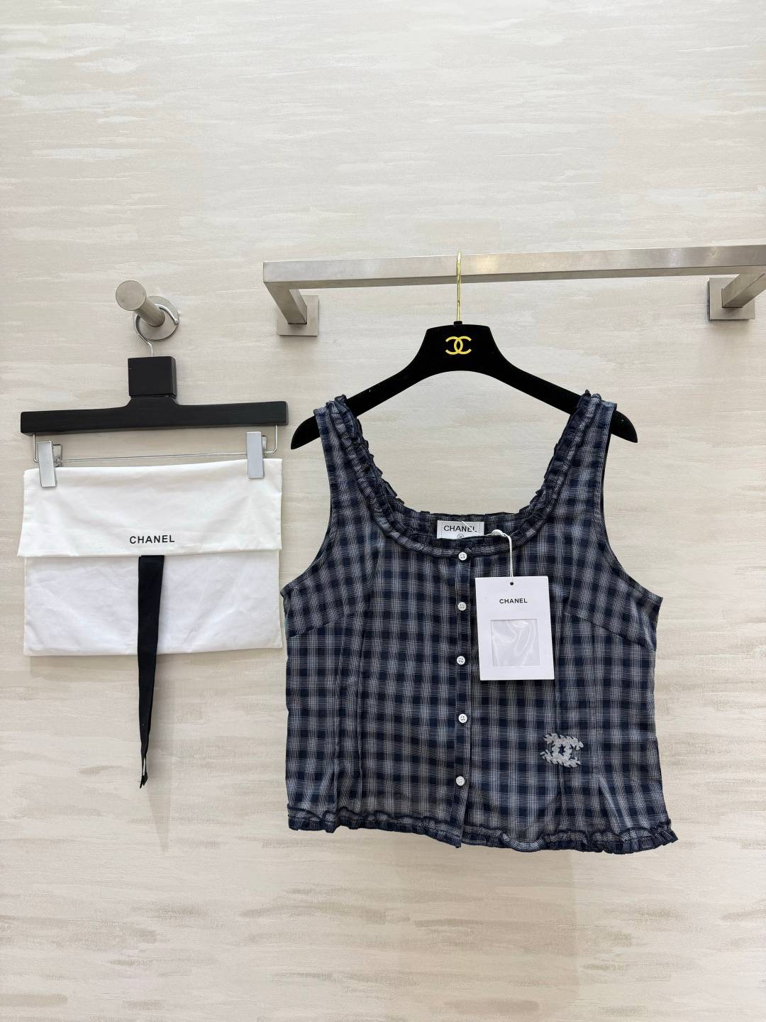 CHANEL シャネル ノースリーブトップス フリル ショート丈 チェック ネイビー