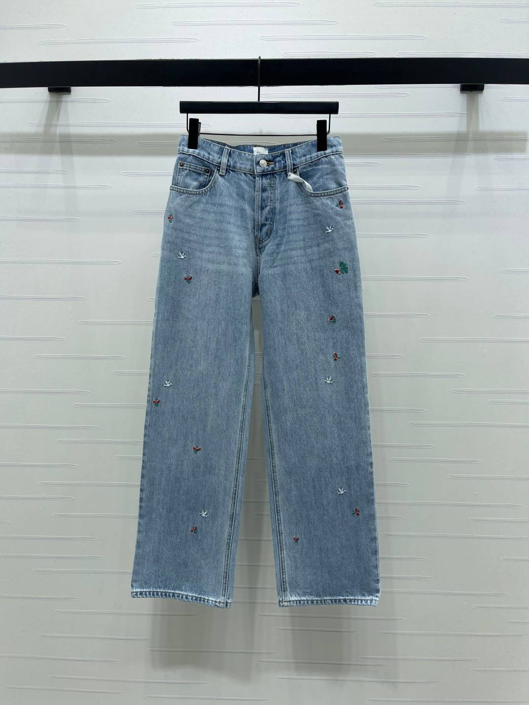 CHANEL シャネル カジュアルパンツ ストレート ロング ライトブルー
