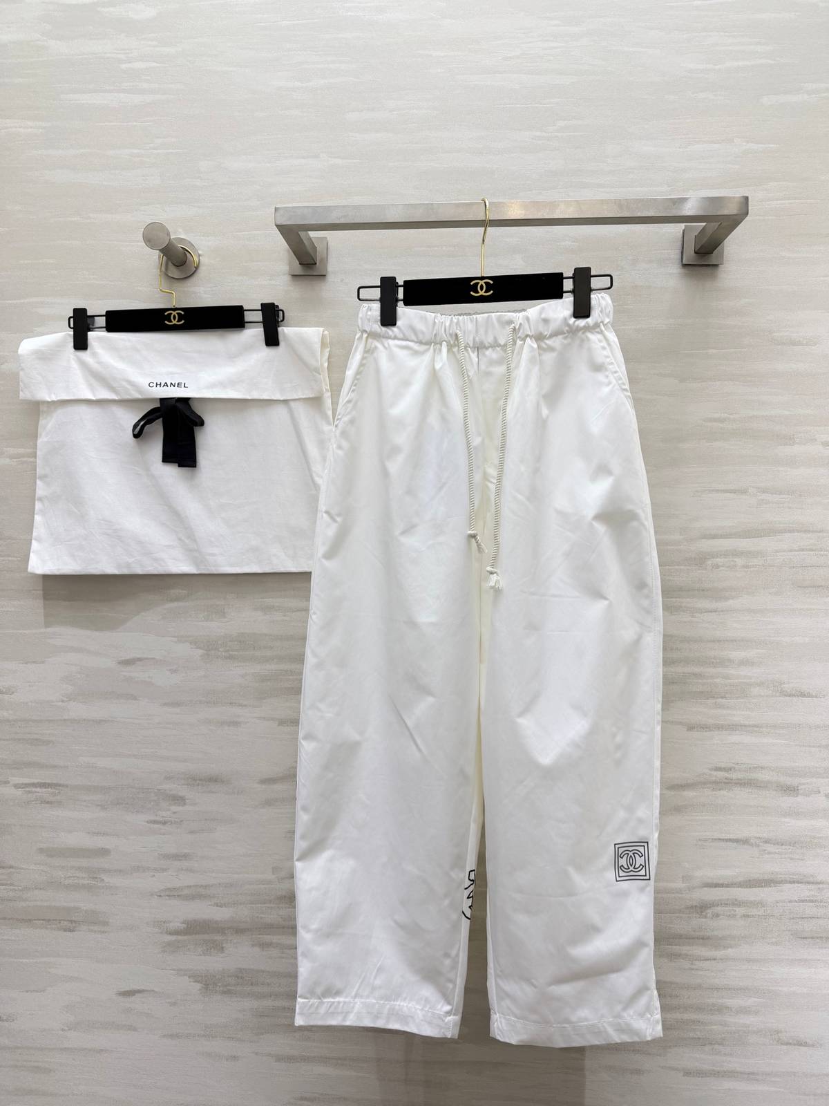 CHANEL シャネル ワイド ロング ホワイト