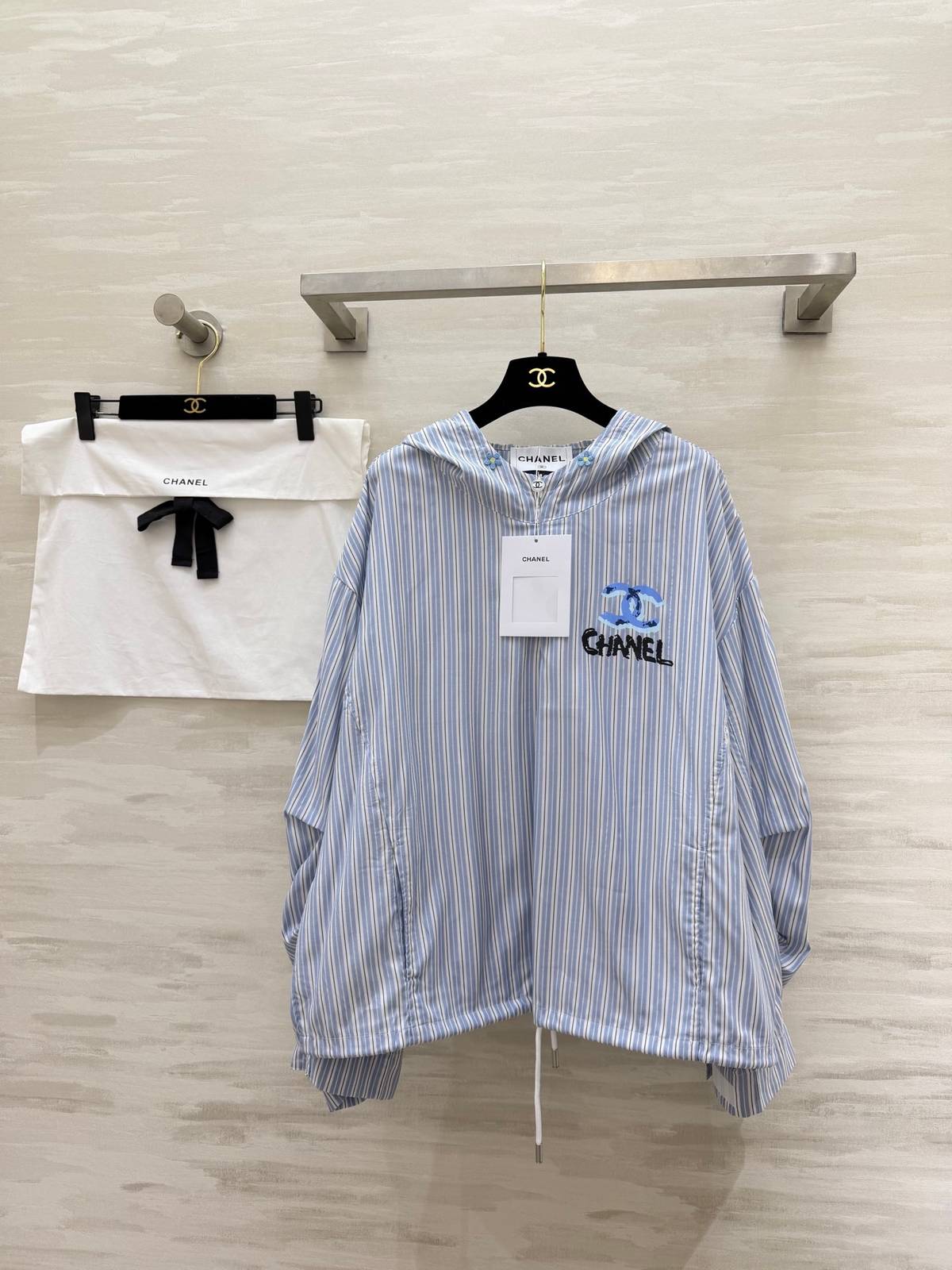 CHANEL シャネル 中古シリーズ プルオーバー ロゴ ブルー