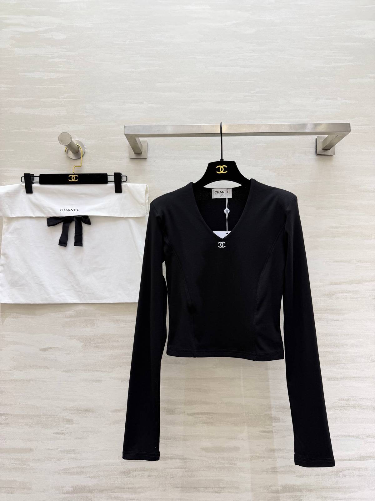 CHANEL シャネル ニットセーター Vネック 長袖 ブラック