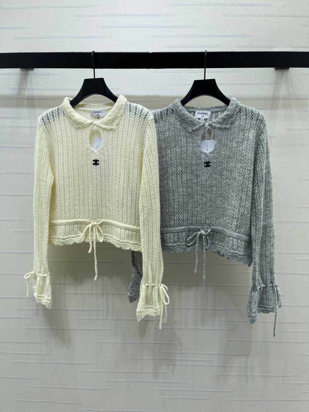 CHANEL シャネル ニットトップス 長袖 ロゴ ベージュ グレー