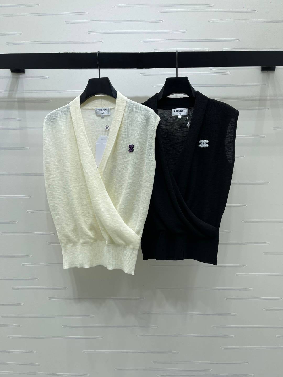 CHANEL シャネル ニットジャケット Vネック レディース ミルクホワイト