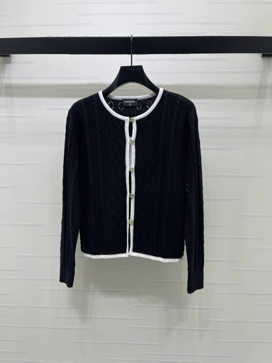 CHANEL シャネル ニットカーディガン 長袖 クルーネック ブラック