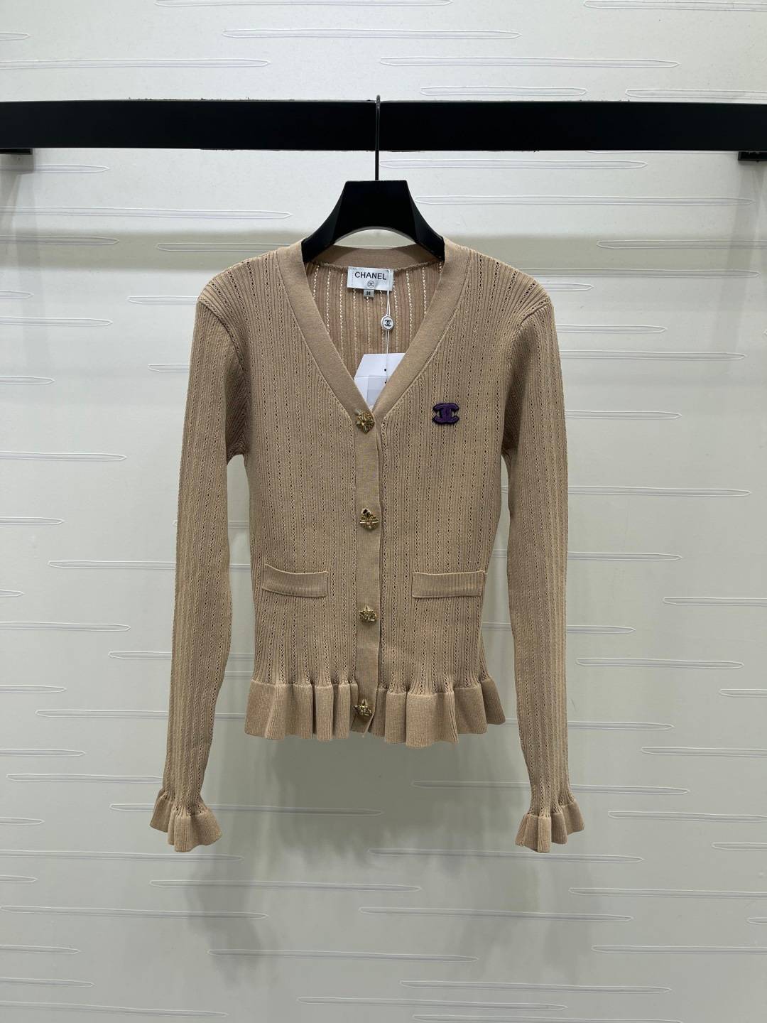 CHANEL シャネル ニットカーディガン 長袖 Vネック ボタン ベージュ
