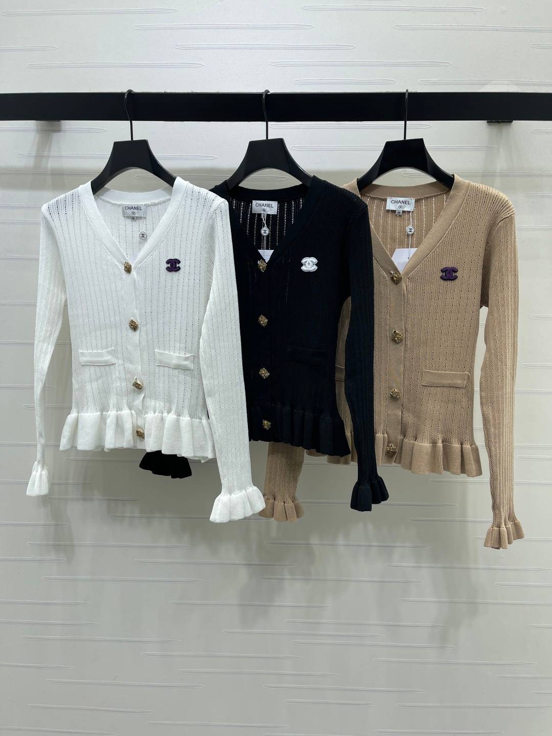 CHANEL シャネル ニットカーディガン 長袖 Vネック ホワイト