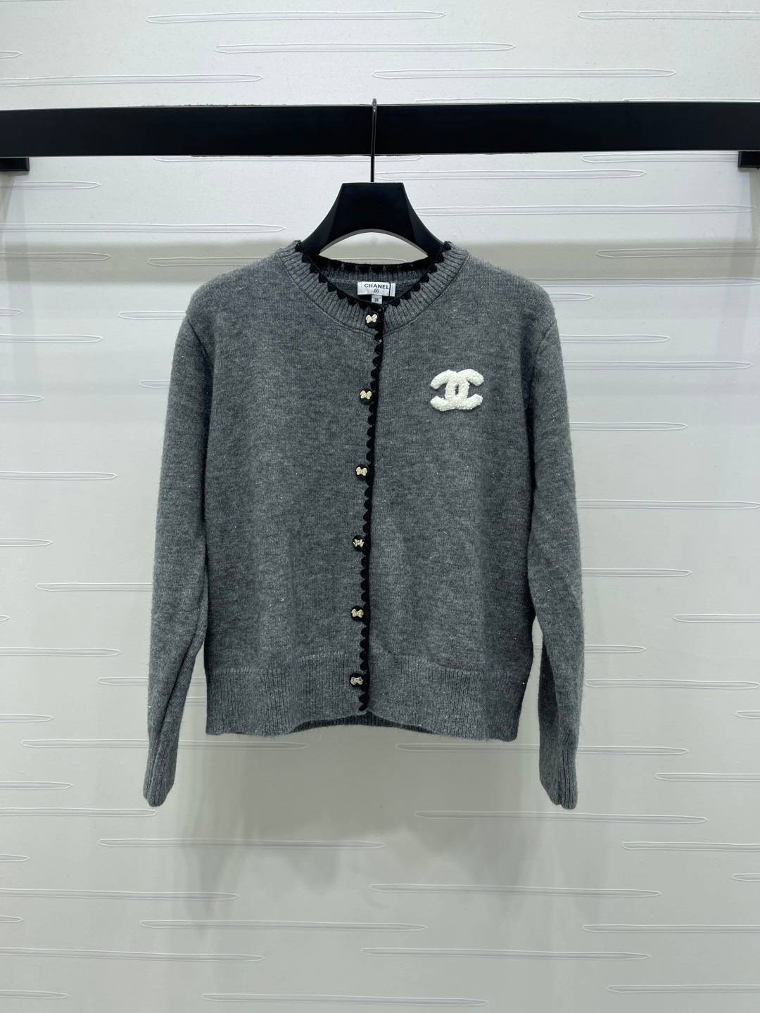 CHANEL シャネル ニットカーディガン 長袖 クルーネック ブラック