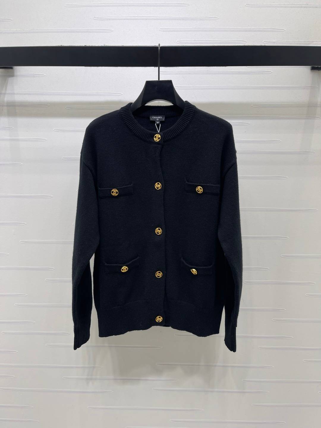 CHANEL シャネル ニットカーディガン クルーネック ボタン 黒